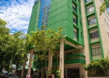 މިސަރުކާރުގެ ޚަރަދު ފުރަތަމަ ފަހަރަށް ލިބޭ އެއްޗަކަށްވުރެ އިތުރު ވެއްޖެ