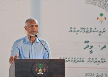 ޑޮލަރު ރޭޓް ދަށްވާން ފަށައިފި: ރައީސް