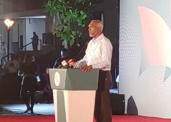 ފައިސާ ޗާޕުނުކޮށް 1 ބިލިއަން ރުފިޔާގެ މަޝްރޫޢު ހިންގައިފިން: ރައީސް