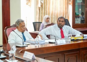 ެބިދޭސީ މަސައްކަތްތެރިންގެ ފީ ބޮޑުކުރުމާ ދެކޮޅު ހެދުމުން ގާސިމްއަށް ފާޑުކިޔުން އަމާޒުވެއްޖ