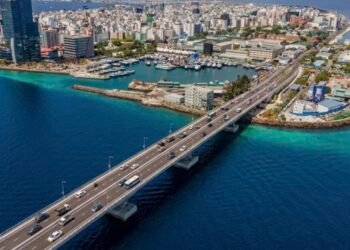ތިލަމާލެ ބްރިޖު މަޝްރޫޢުގެ ސިޔާސީ ބަހުސް
